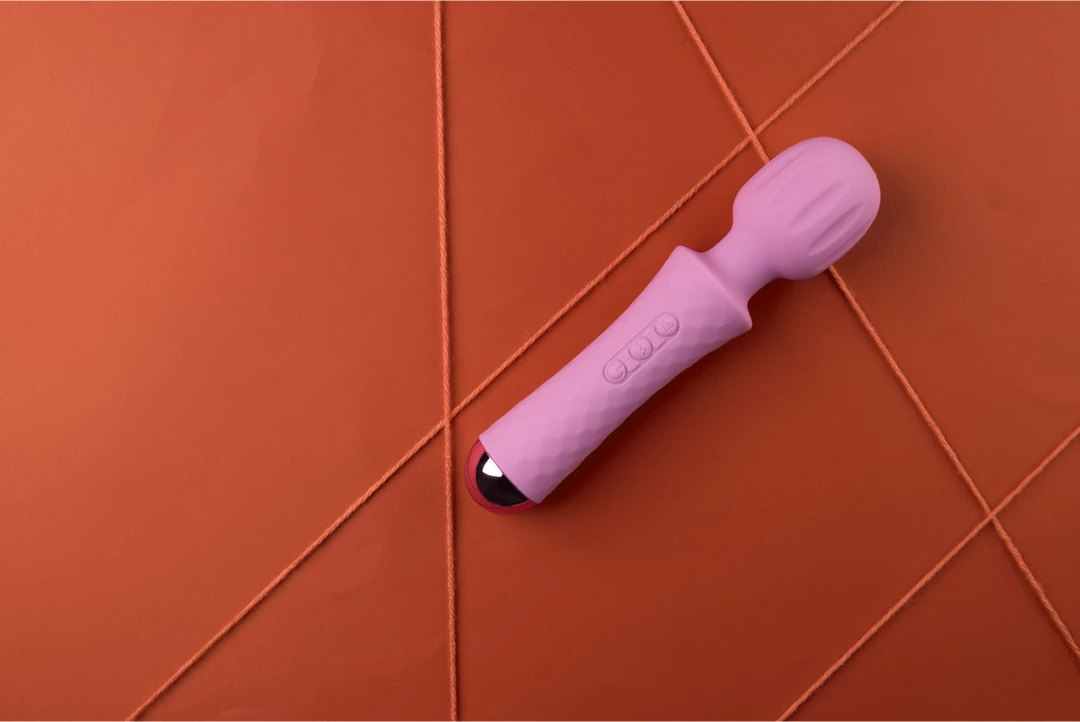 Small Wand Vibrator - Exotic Fucshsia - Image 2