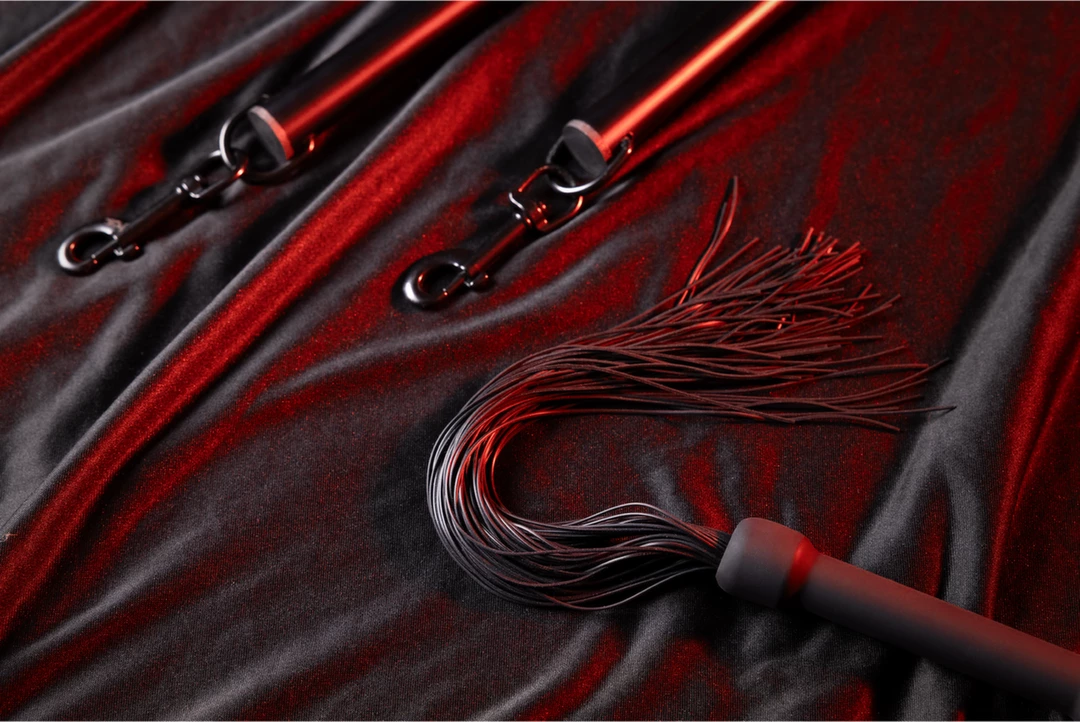 Adjustable Spreader Bar - Black - Image 2